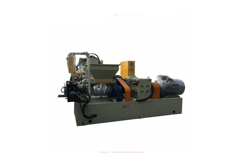 電線電纜壓出機(jī)：工業(yè)制造的得力助手